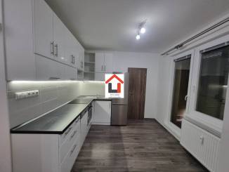 PRENAJATÉ: kompletne obnovený 2 izbový byt v Komárne / ul. Gazdovská 